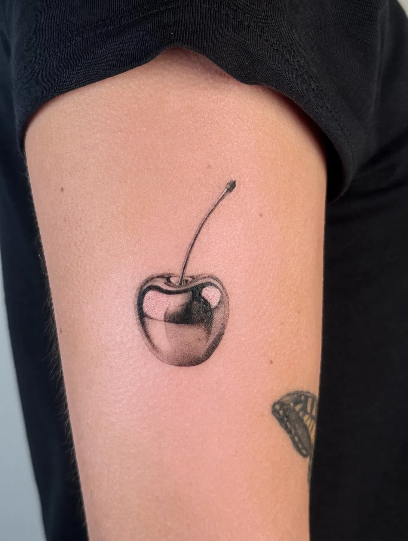 Tattoo by Nisa, microrealism