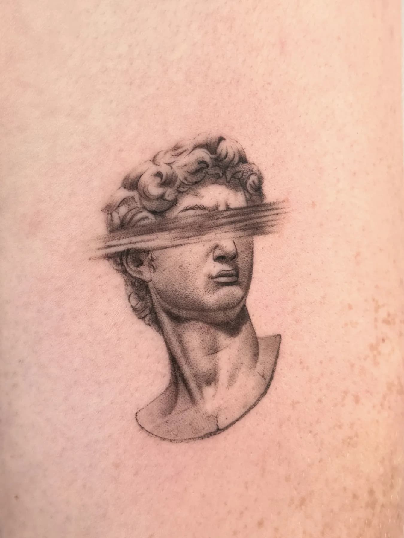 Tattoo by Nisa, microrealism